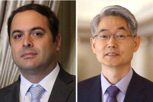 O governador Paulo Câmara e o embaixador da Coreia do Sul no Brasil, Chan-woo Kim - Foto: Divulgação