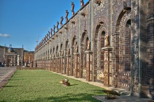 Oficina Brennand reabre neste finde