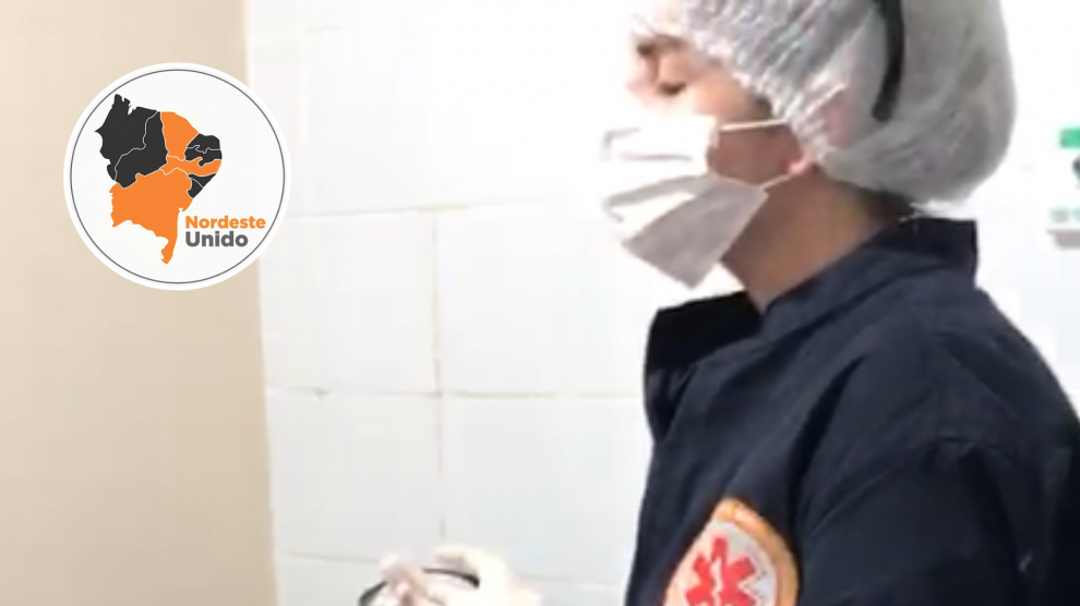 Equipe se emocionou ao enxergar o manto de Nossa Senhora em borboleta - Foto: Reprodução