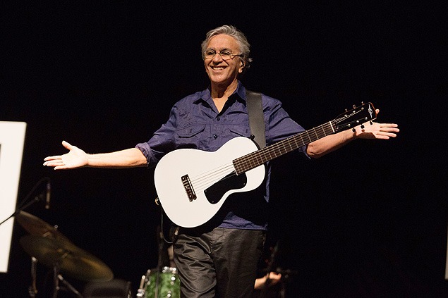 Caetano rendeu-se aos apelos e fará live no dia dos seus 78 anos