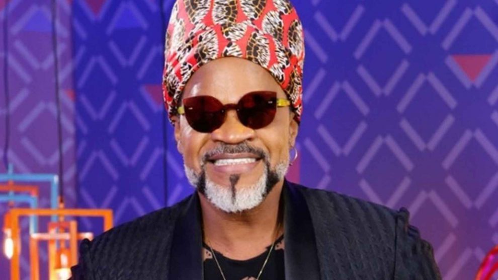 Carlinhos Brown lança novo disco e planeja turnê para 2021