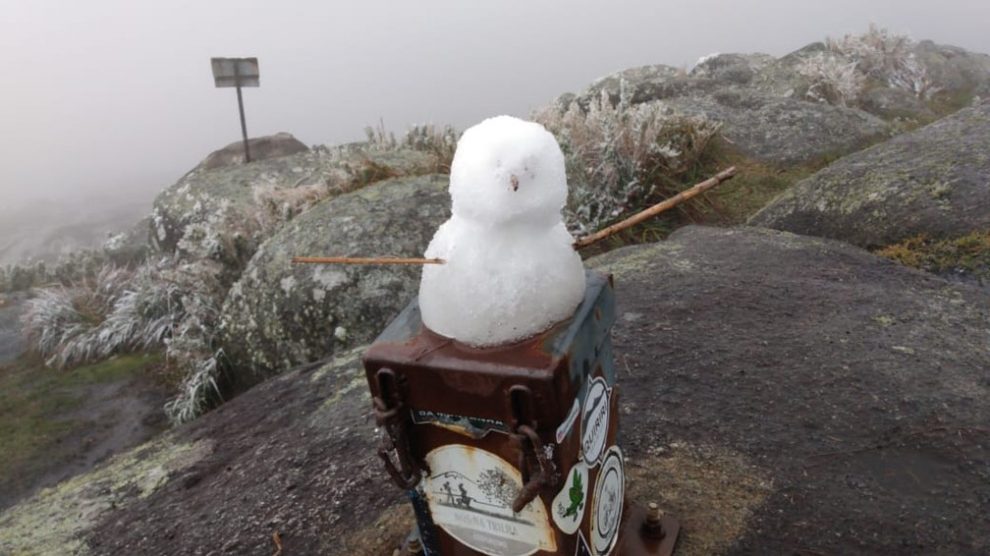 Sul do país amanhece com temperaturas negativas e sob neve