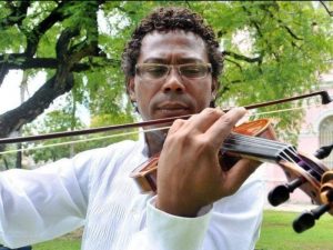 Entre Brasil e Espanha, o talento do maestro Israel de França