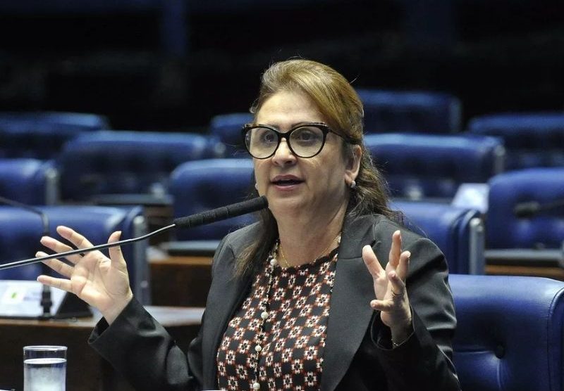 Kátia Abreu é internada com inflamação no pulmão devido à Covid-19
