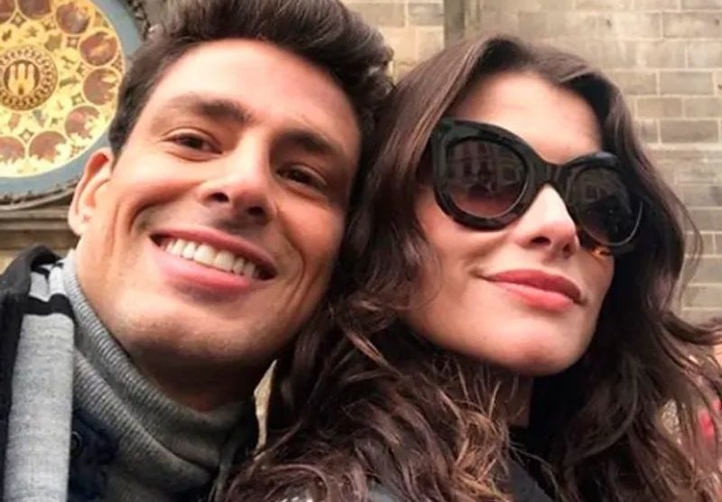 Cauã abre o jogo sobre papel ao lado da ex-namorada, Alinne Moraes