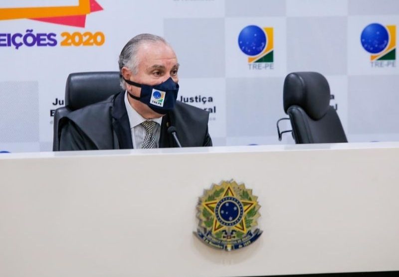 Presidente do TRE-PE agradece eleitores por votação tranquila