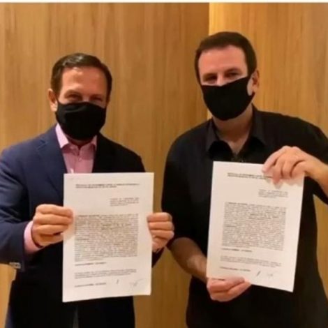 Doria e Paes assinam acordo para a aquisição da Coronavac
