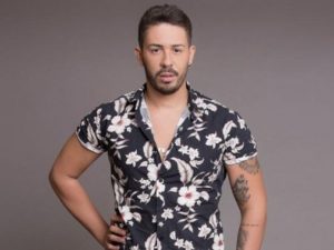 Carlinhos Maia faz festão com famosos e é duramente criticado