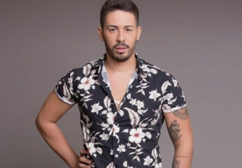 Carlinhos Maia faz festão com famosos e é duramente criticado