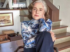 Marieta Severo é internada com pneumonia após positivar para Covid