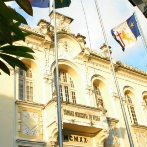 Festa de posse de vereadores e prefeitos eleitos está em xeque