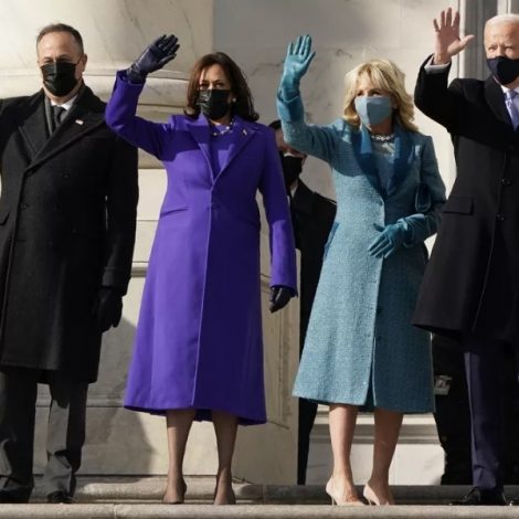 Joe Biden e Kamala tomam posse como presidente e vice dos EUA