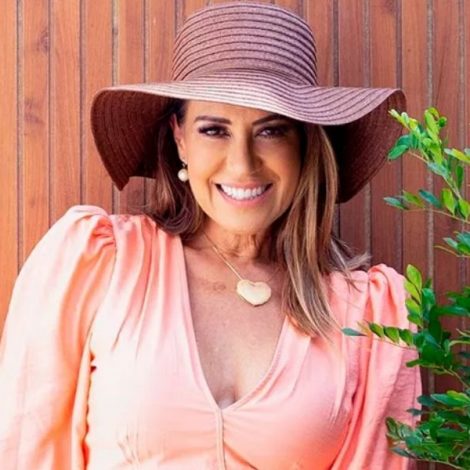 "Achando maravilhosa a fase da maturidade", diz Solange Frazão