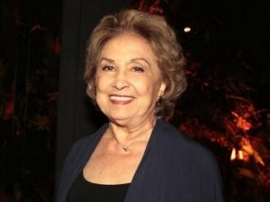 Eva Wilma é internada com quadro de pneumonia em São Paulo