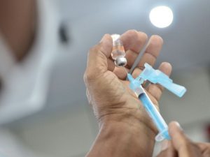 Insumos para 5,4 mi de doses da CoronaVac serão enviados ao Brasil