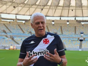 Roberto Dinamite