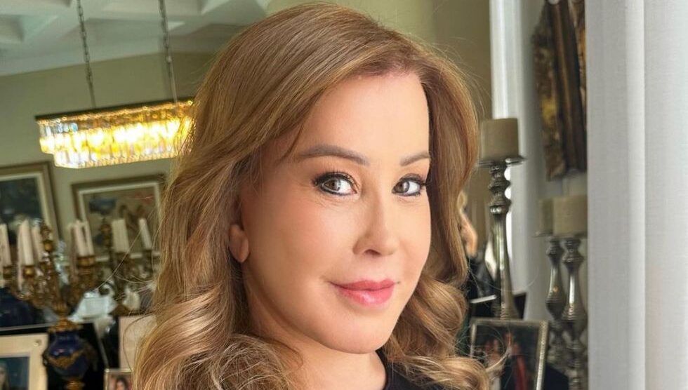 Aos 64 anos, a socialite Zilu Camargo aparece com um rostinho de menina em foto publicada no Instagram.