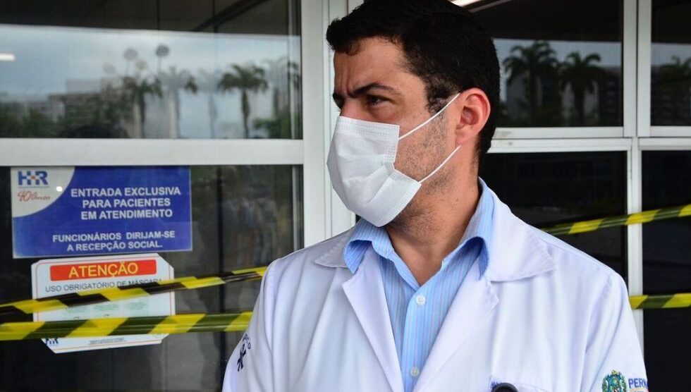 O diretor-geral do Hospital da Restauração, Petrus Andrade Lima